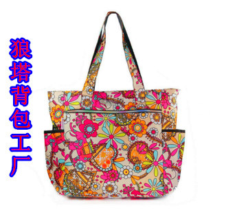 煙臺電腦背包廠 專業(yè)定制背包LOGO，報價與圖片展示